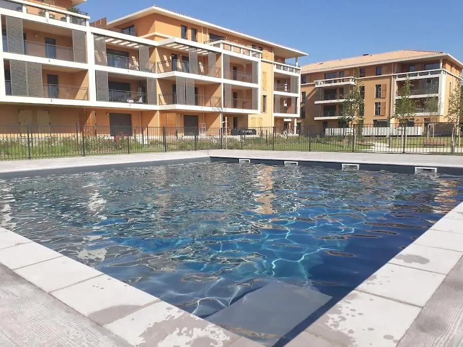 Studio Avec Jardin, Piscine Et Parking Aix-en-Provence